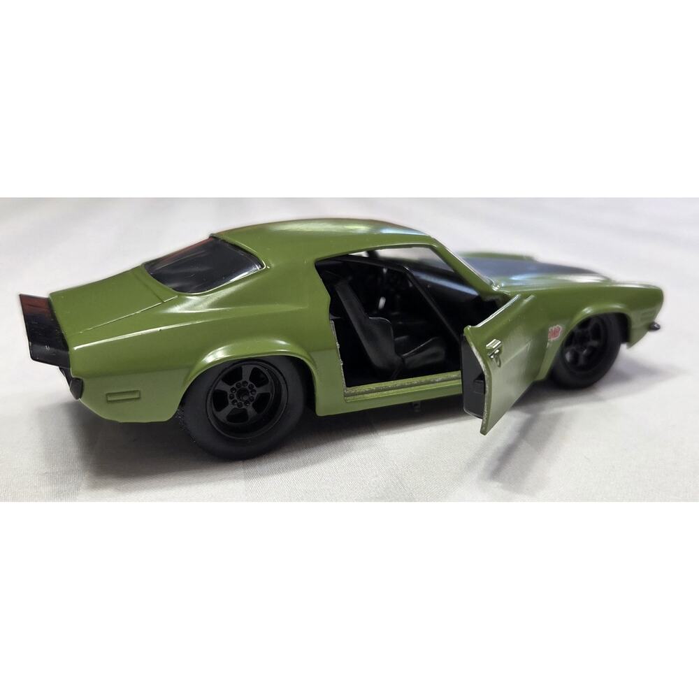 DOM'S 1973 CHEVROLET CAMARO F-BOMB GREEN FAST & FURIOUS 1/32 DIECAST JADA 99521 - Picture 3 of 10
